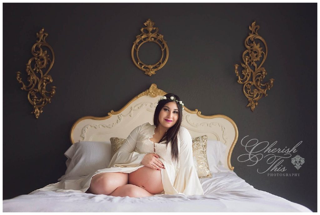 Heights Maternity Photographer | Cherish This Photography | www.cherishthisbyashley.com