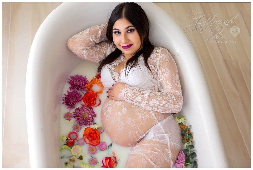 Heights Maternity Photographer | Cherish This Photography | www.cherishthisbyashley.com