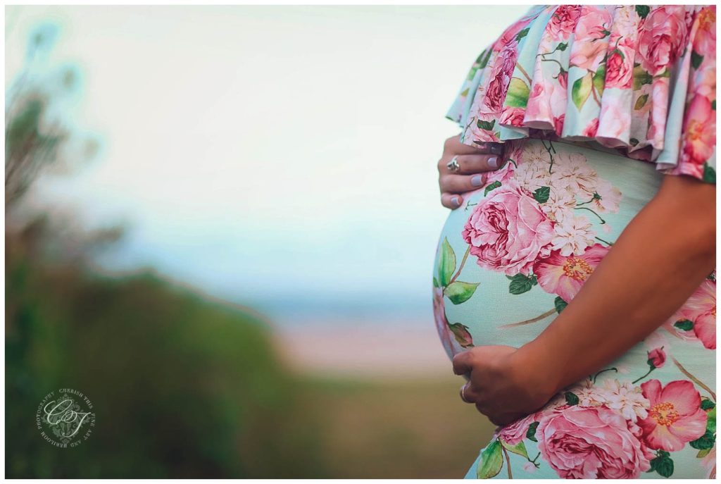 Whimsical Maternity Photography in Houston, TX